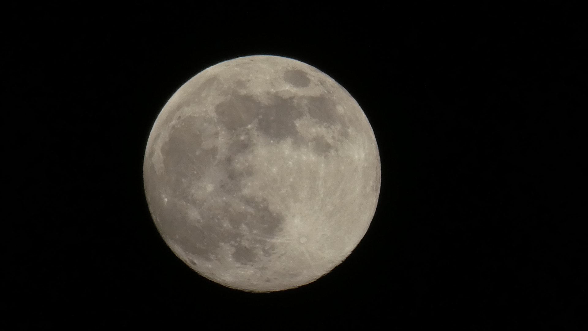 Lire la suite à propos de l’article Randonnée contée sous la Lune<br><em>Samedi 14 mai – 20h45</em>